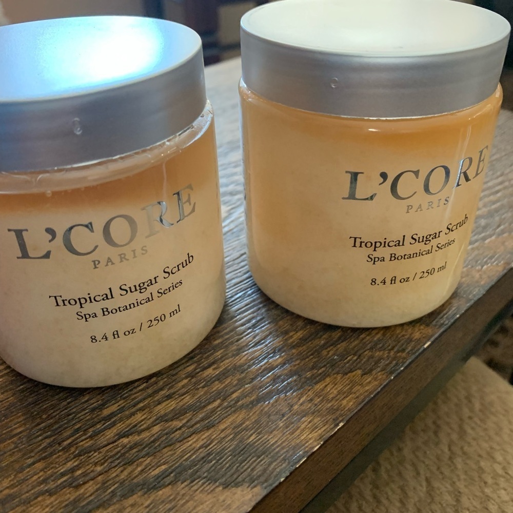 2L'Core Paris Tropical Sugar Body Exfoliating Scrub with Anti-Aging Antioxidants